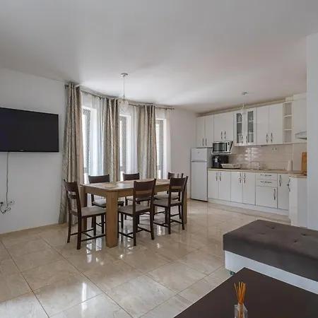 Sea Garden Marina 2 Апартаменты Варна